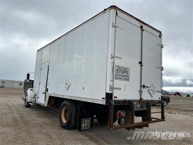 Kenworth T300 Camiones con caja de remolque