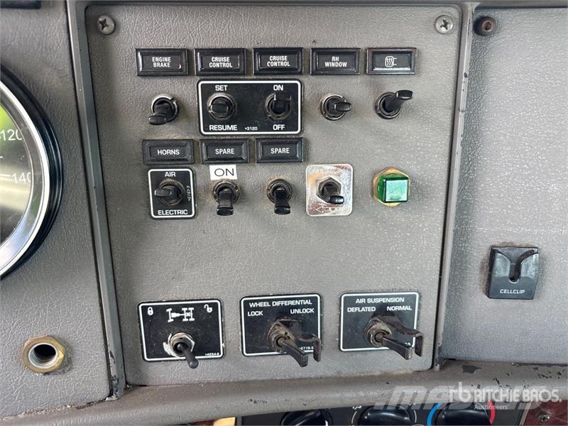 Kenworth T300 Recovery vehicles