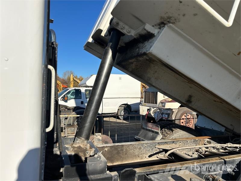 Kenworth T300 Camiones bañeras basculantes o volquetes