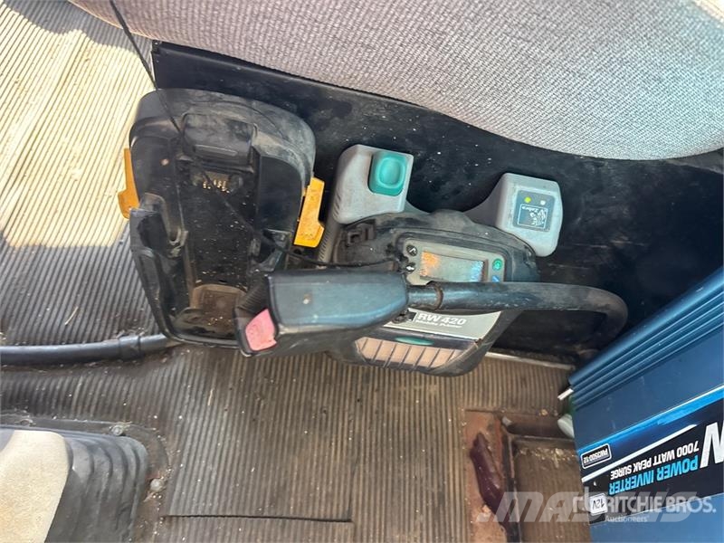 Kenworth T300 Camiones con caja de remolque