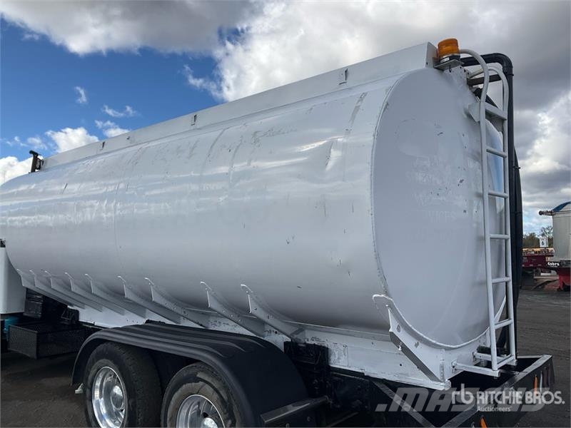 Kenworth T300 Tovornjaki za vodo