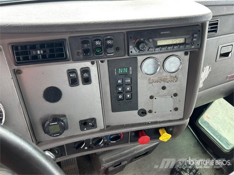 Kenworth T300 Traktorske jedinice