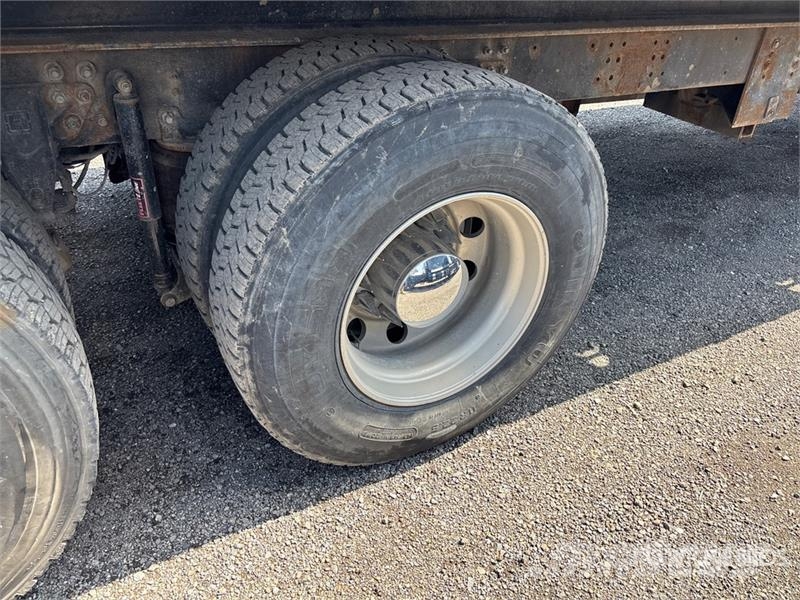 Kenworth T300 Recovery vehicles