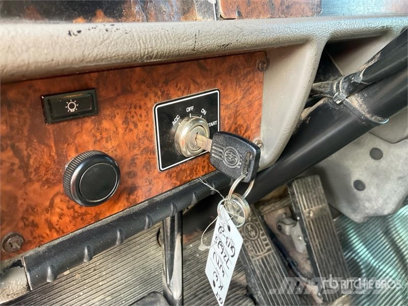 Kenworth T300 Tovornjaki za vodo
