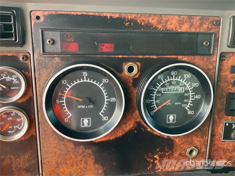 Kenworth T300 Tovornjaki za vodo