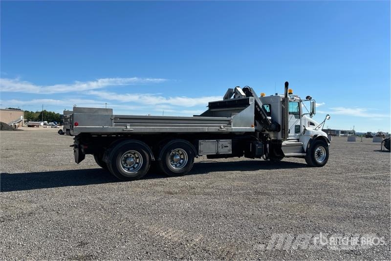 Kenworth T300 شاحنات الرافعات