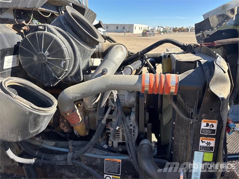 Kenworth T300 Camiones con caja de remolque