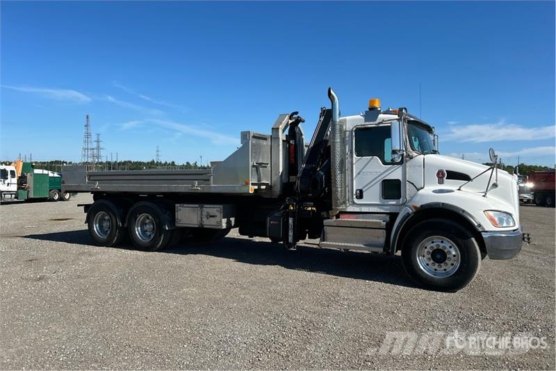 Kenworth T300 شاحنات الرافعات