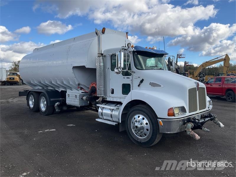 Kenworth T300 Tovornjaki za vodo