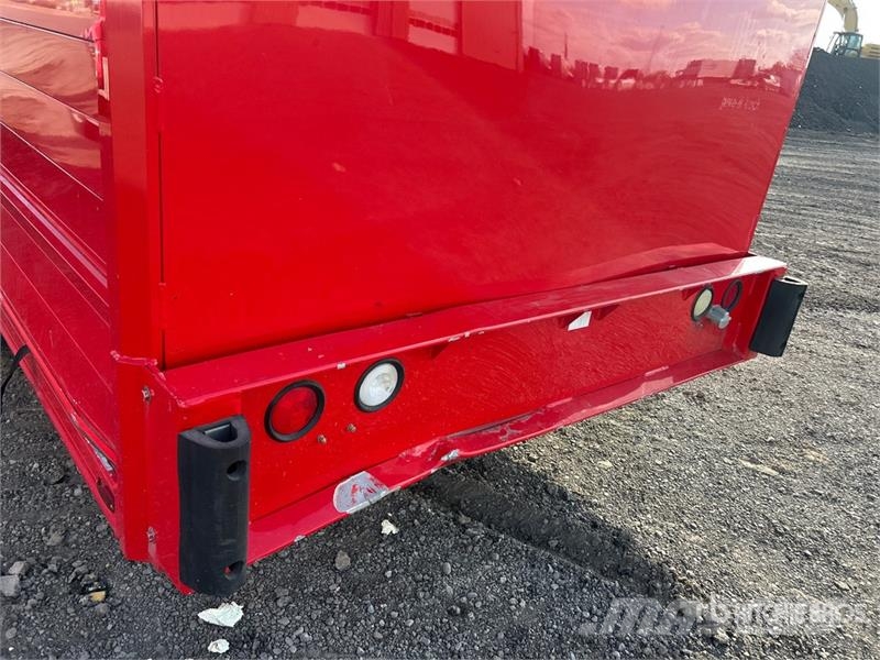 Kenworth T300 Вантажівки для доставки напоїв