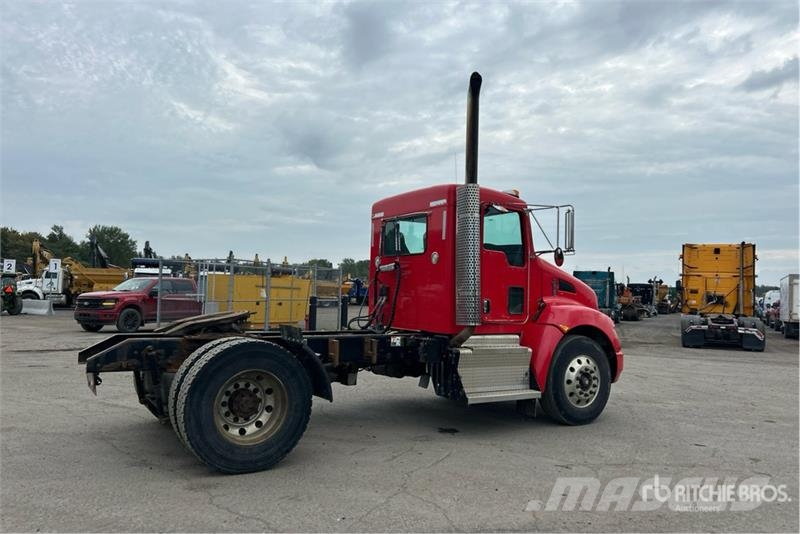 Kenworth T300 Traktorske jedinice