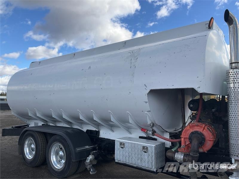Kenworth T300 Tovornjaki za vodo