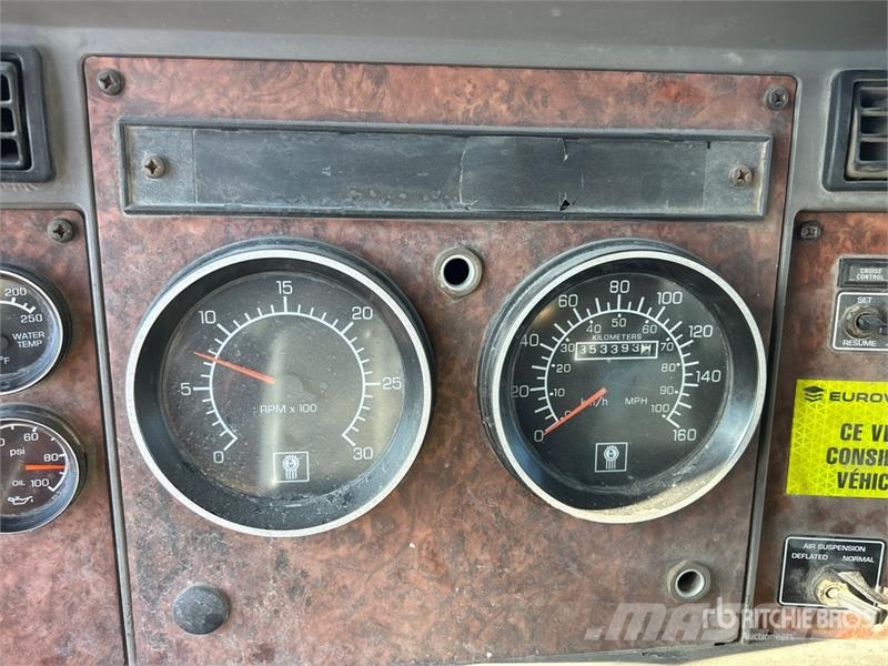 Kenworth T300 Camiones bañeras basculantes o volquetes