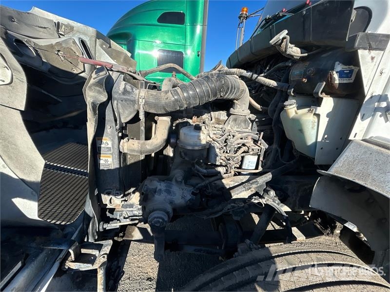 Kenworth T300 Camiones bañeras basculantes o volquetes