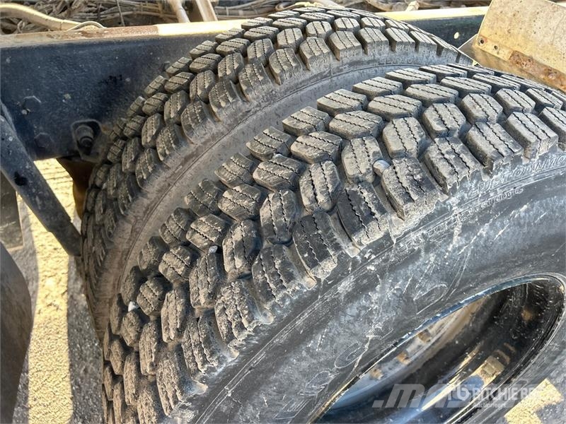 Kenworth T300 Camiones bañeras basculantes o volquetes