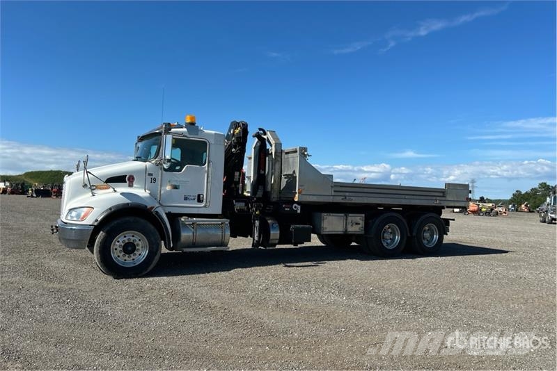 Kenworth T300 شاحنات الرافعات