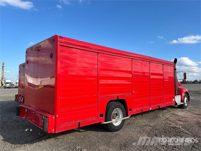 Kenworth T300 Вантажівки для доставки напоїв