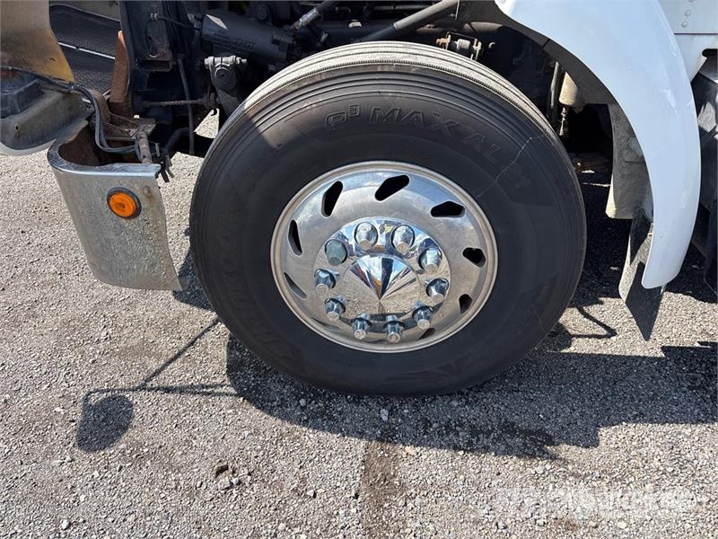 Kenworth T300 Recovery vehicles
