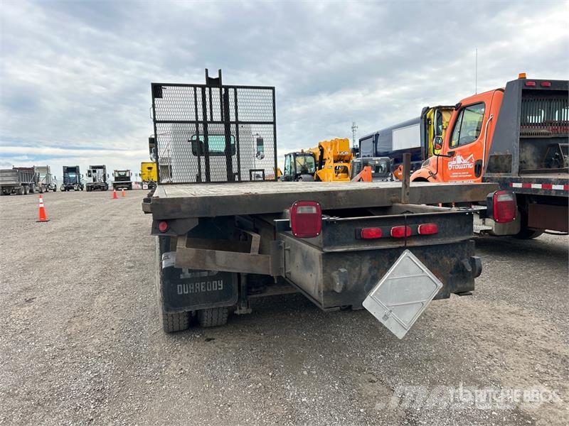 Kenworth T300 Flatbed / Dropside trucks