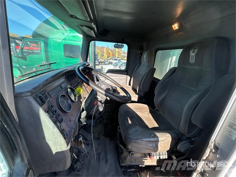 Kenworth T300 Camiones bañeras basculantes o volquetes