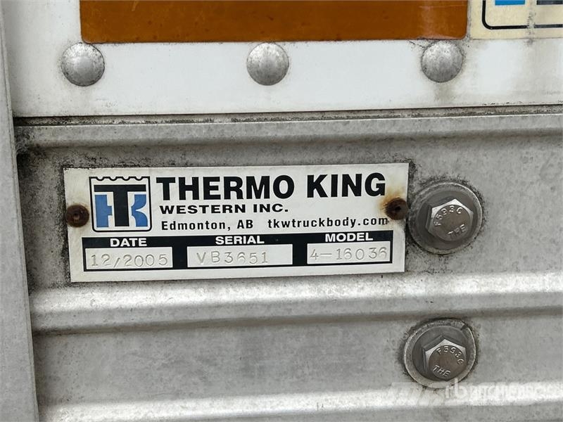 Kenworth T300 Camiones con caja de remolque