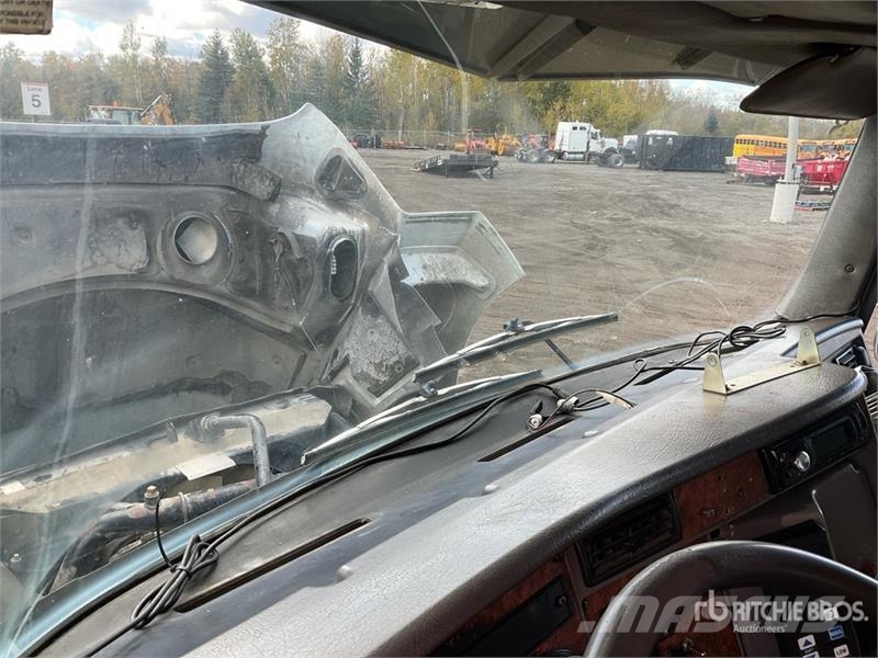 Kenworth T300 Tovornjaki za vodo