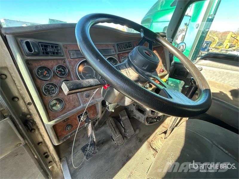 Kenworth T300 Camiones bañeras basculantes o volquetes