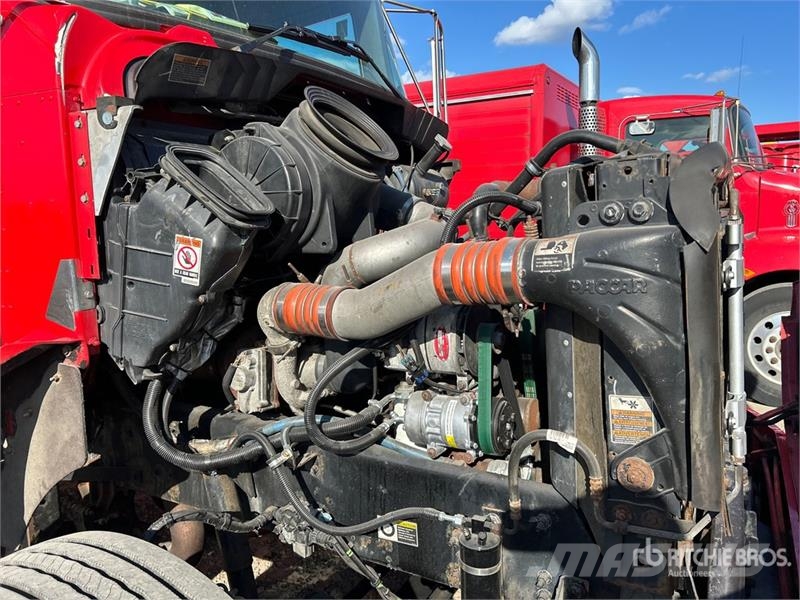 Kenworth T300 Вантажівки для доставки напоїв