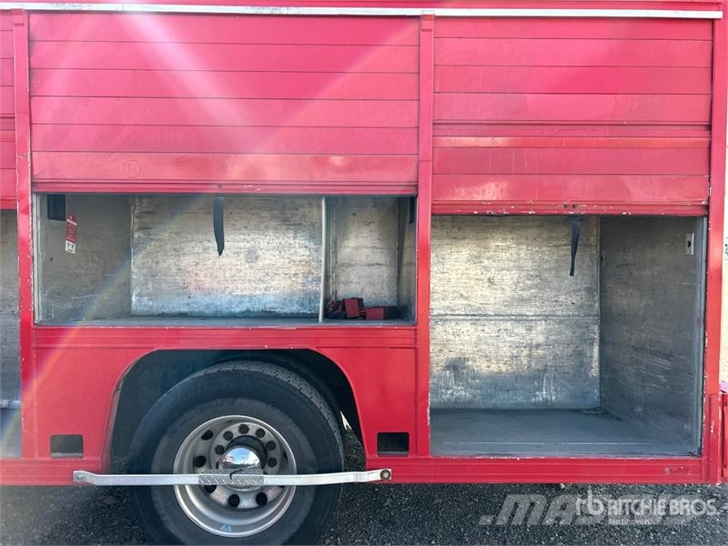 Kenworth T370 شاحنات نقل المشروبات