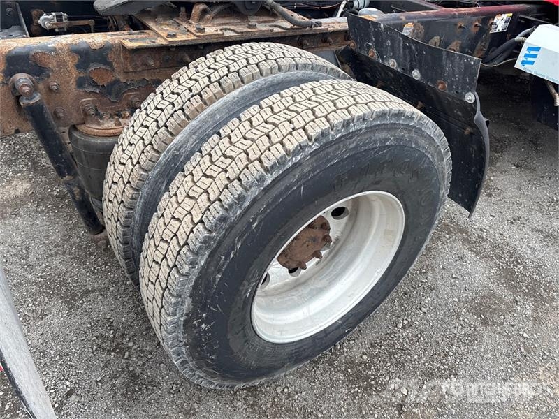 Kenworth T370 Vetopöytäautot