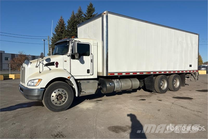 Kenworth T370 貨箱式卡車