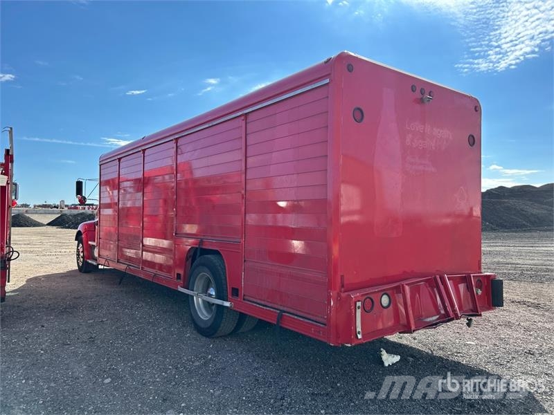 Kenworth T370 شاحنات نقل المشروبات