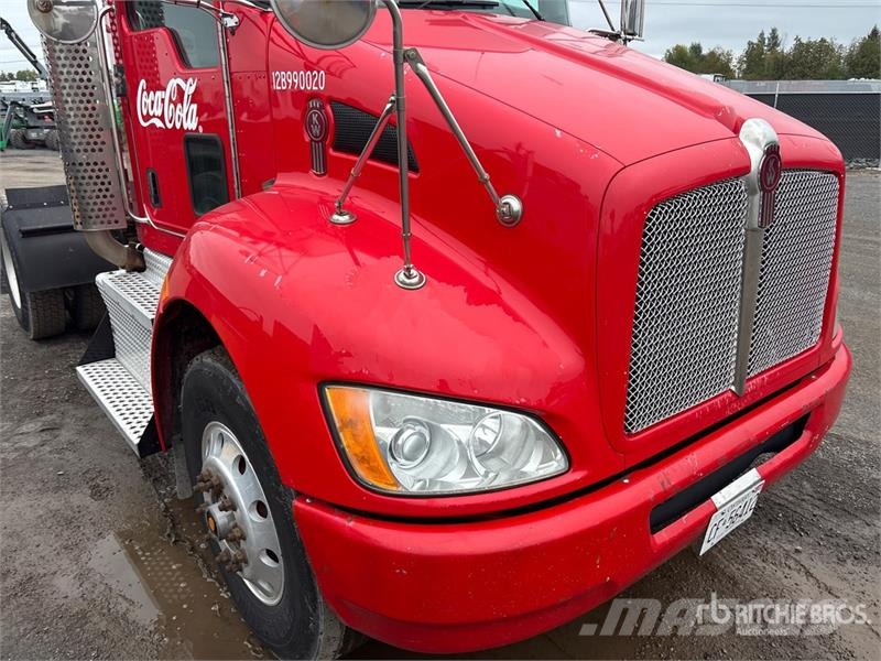 Kenworth T370 Vetopöytäautot