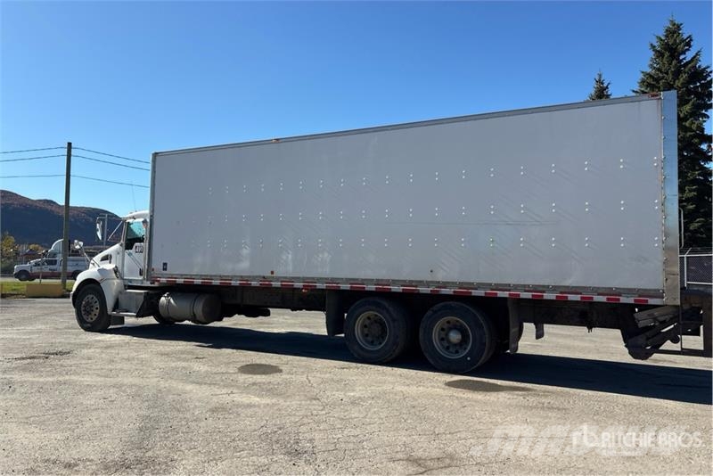Kenworth T370 Camiones caja cerrada
