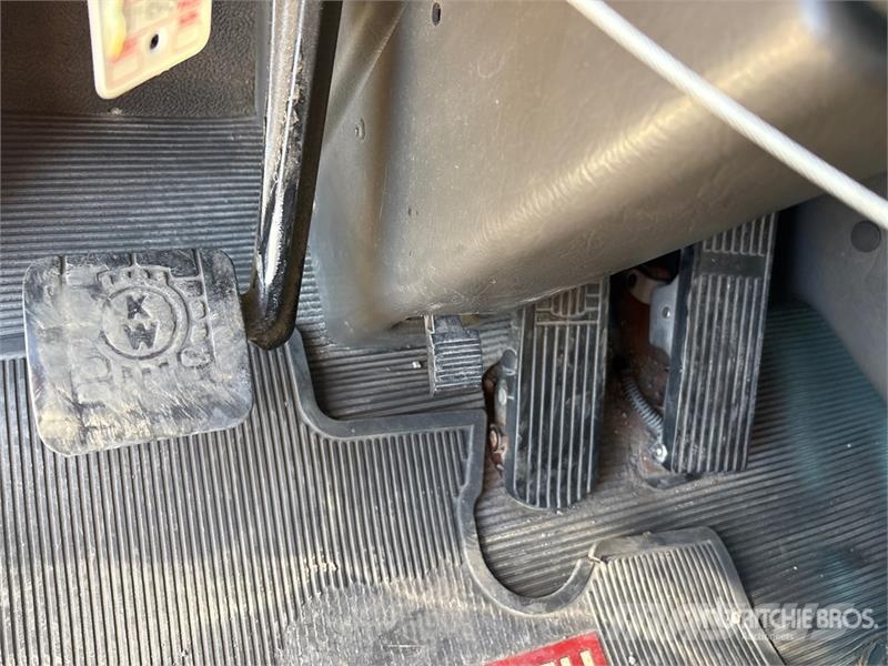 Kenworth T370 Camiones caja cerrada