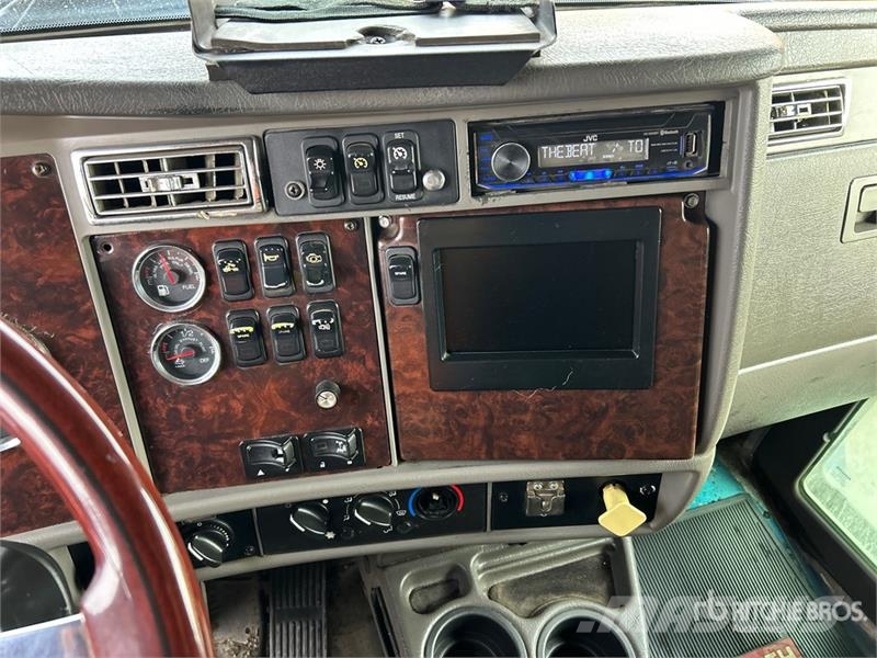 Kenworth T370 Кабины