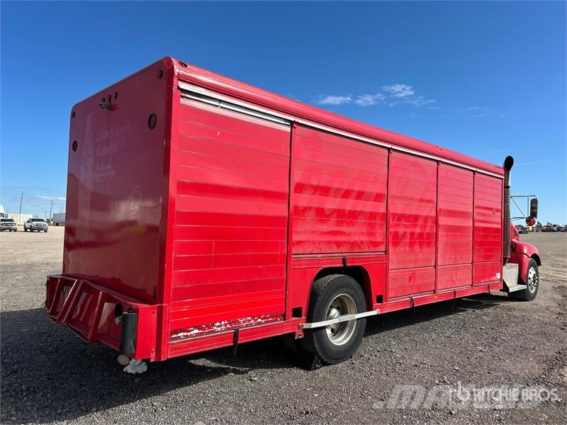 Kenworth T370 شاحنات نقل المشروبات