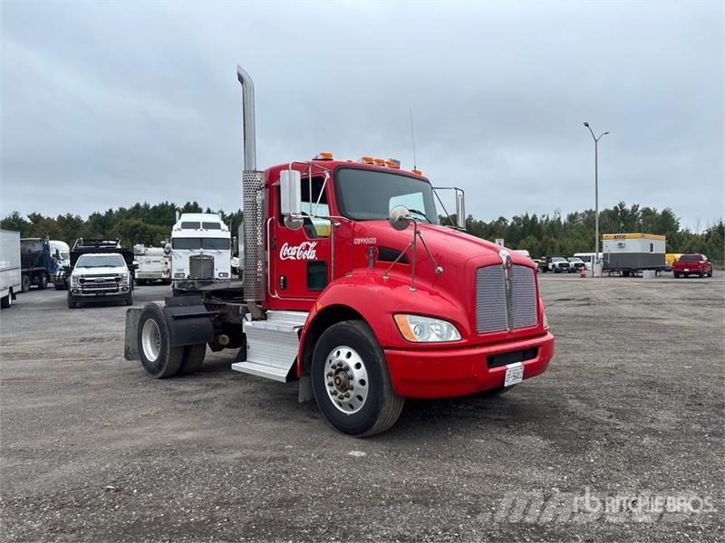 Kenworth T370 Vetopöytäautot