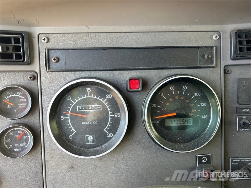 Kenworth T370 Kofferaufbau