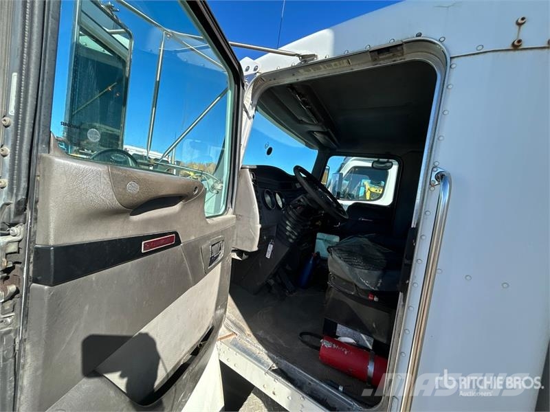 Kenworth T370 Kofferaufbau
