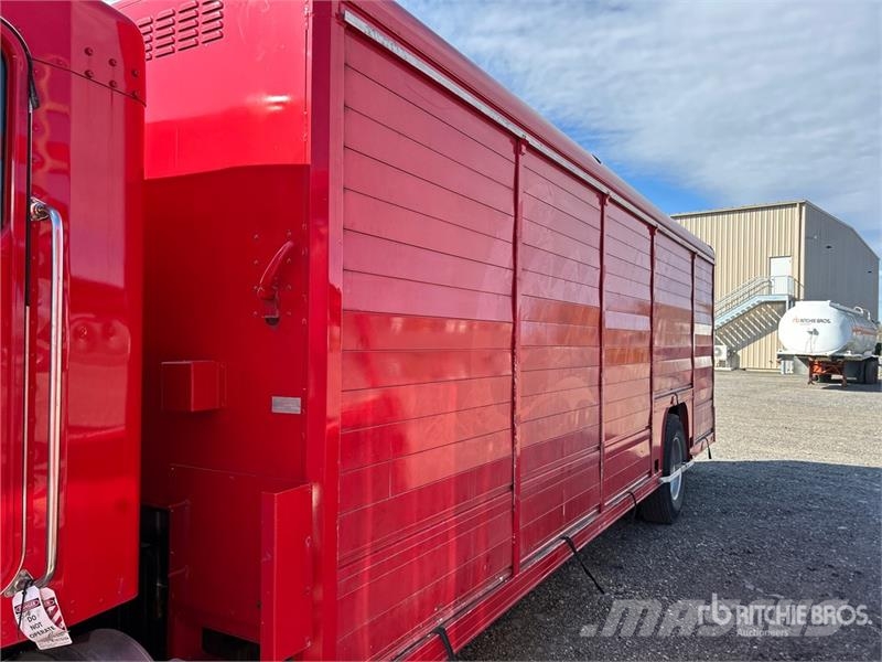 Kenworth T370 شاحنات نقل المشروبات