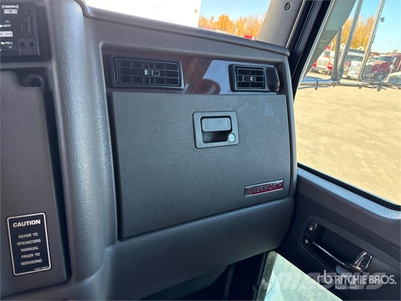 Kenworth T370 Camiones caja cerrada
