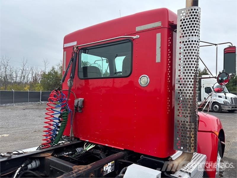 Kenworth T370 Vetopöytäautot