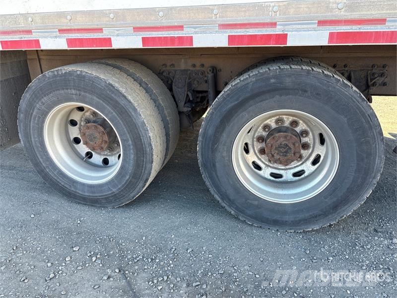 Kenworth T370 Camiones caja cerrada