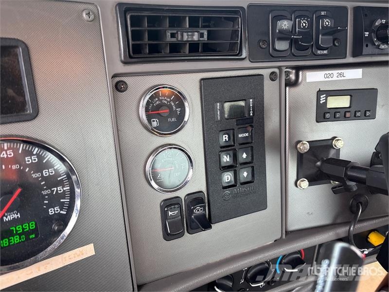 Kenworth T370 Vetopöytäautot