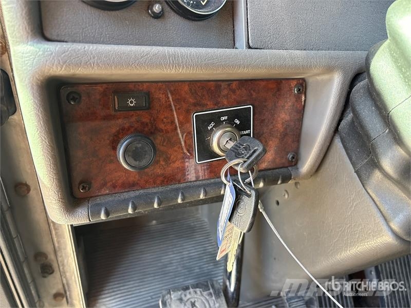Kenworth T370 Camiones caja cerrada