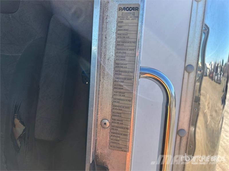Kenworth T370 Kofferaufbau