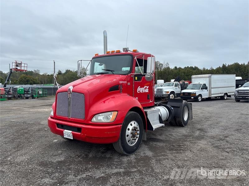 Kenworth T370 Vetopöytäautot