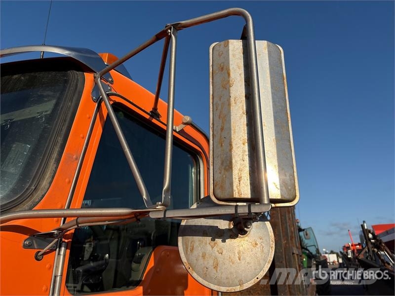Kenworth T370 4x2 Hooklift Truck Camion ampliroll