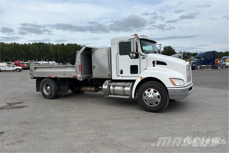 Kenworth T370 4x2 S/A Dump Truck شاحنات قلابة